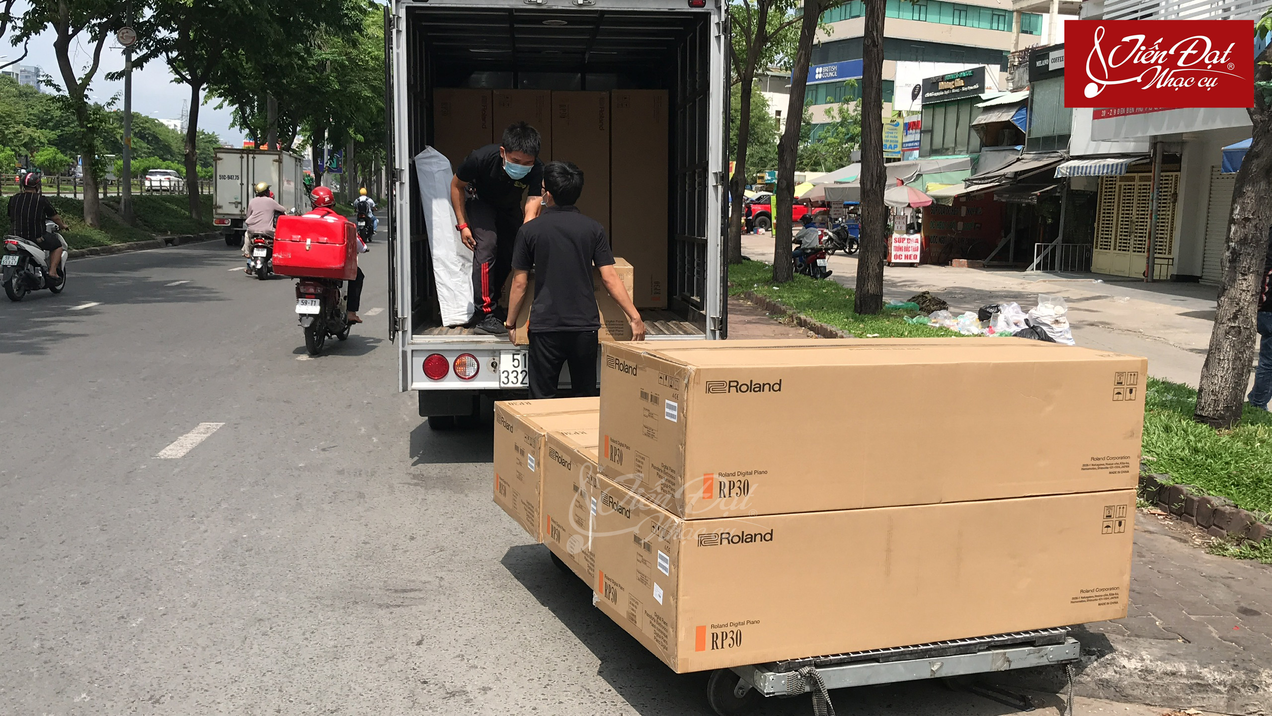 Đàn Piano điện Roland RP-30 7